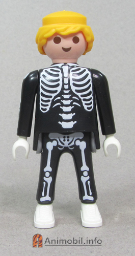 Boys Series 28 Eleven Pumpkin Head