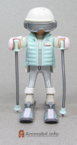 Girls Series 29 Five Skier