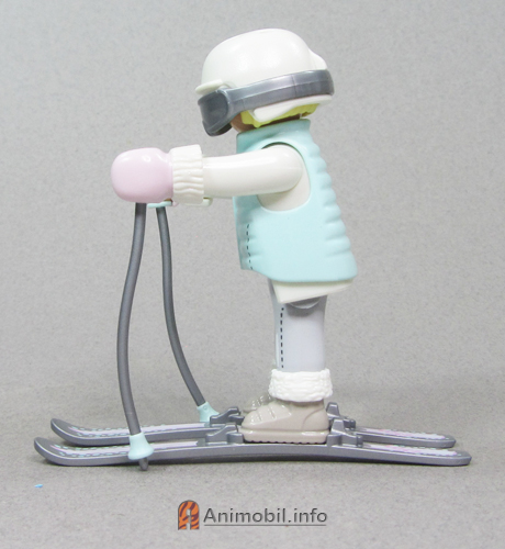 Girls Series 29 Five Skier