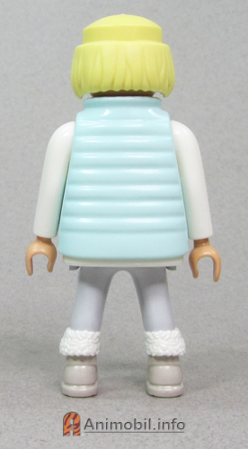 Girls Series 29 Five Skier