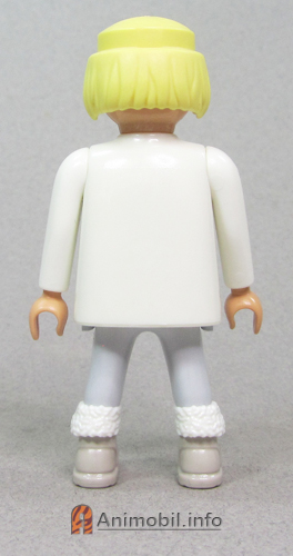 Girls Series 29 Five Skier