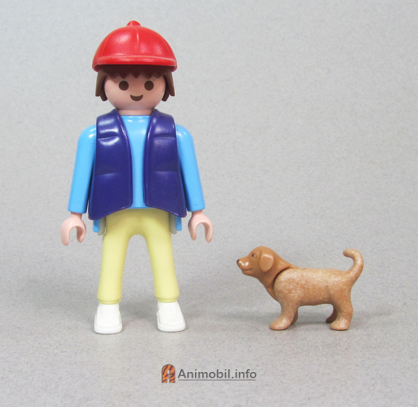 Puppy Standing Light Brown 2