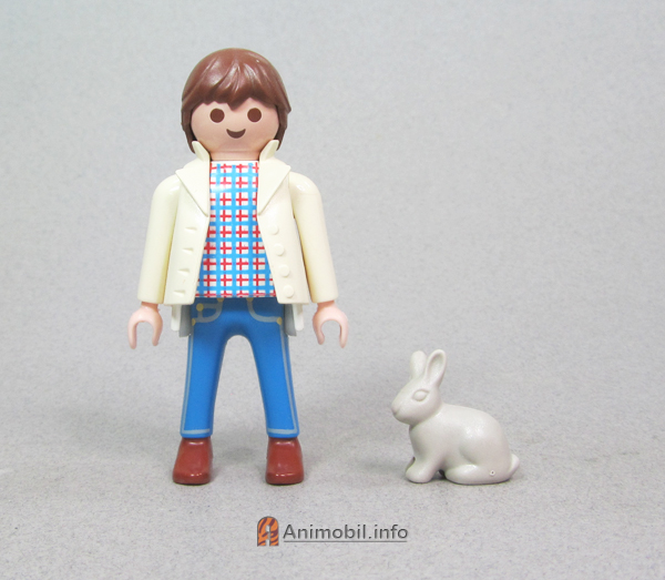 Rabbit Large 2 Sitting Grey 2